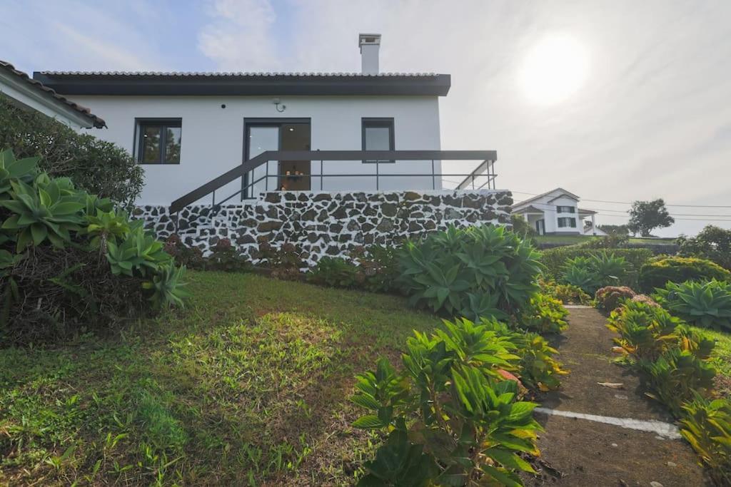 O Nosso Refugio Villa Agua de Pau Luaran gambar